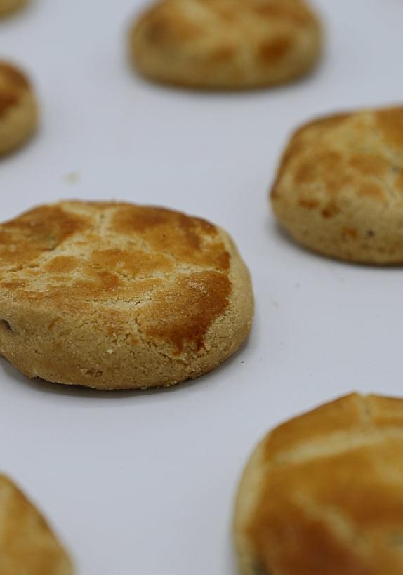 Best badam Khatai Fresh badam khatai Nan khatai Alnaseer naan khatai Traditional nan khatai Nan khatai biscuit Best nan khatai in Pakistan Nan khatai cookies Pakistani nan khatai Most famous nan khatai of Pakistan